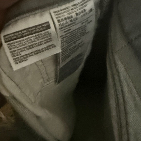 Levi’s shorts - Picture 5 of 5